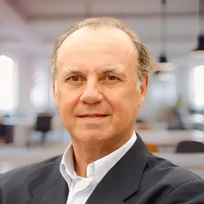 Guillermo García
